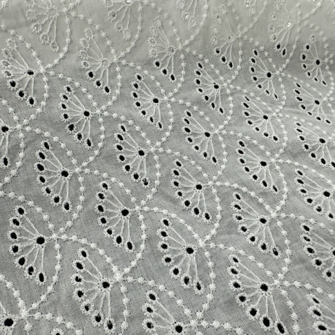 Newest Fashion Design Low Price America White Cotton Fabric with Embroidery For Woman