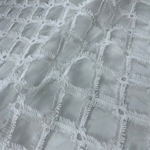 New Fashion White Flower Gorgeous Embroidery Fabric Online for Daily Cloth