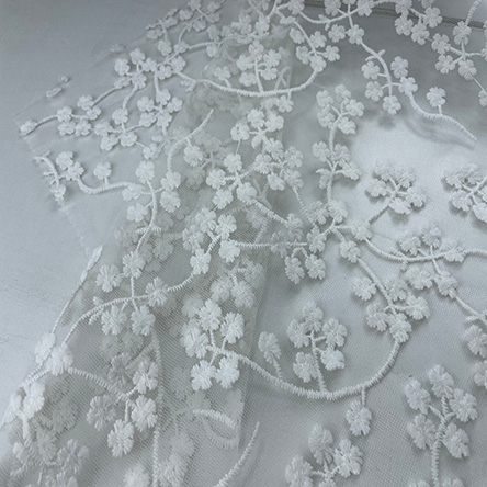 Manufacturer Supplier Elegant Embroidered Lace Fabric For Women Garment
