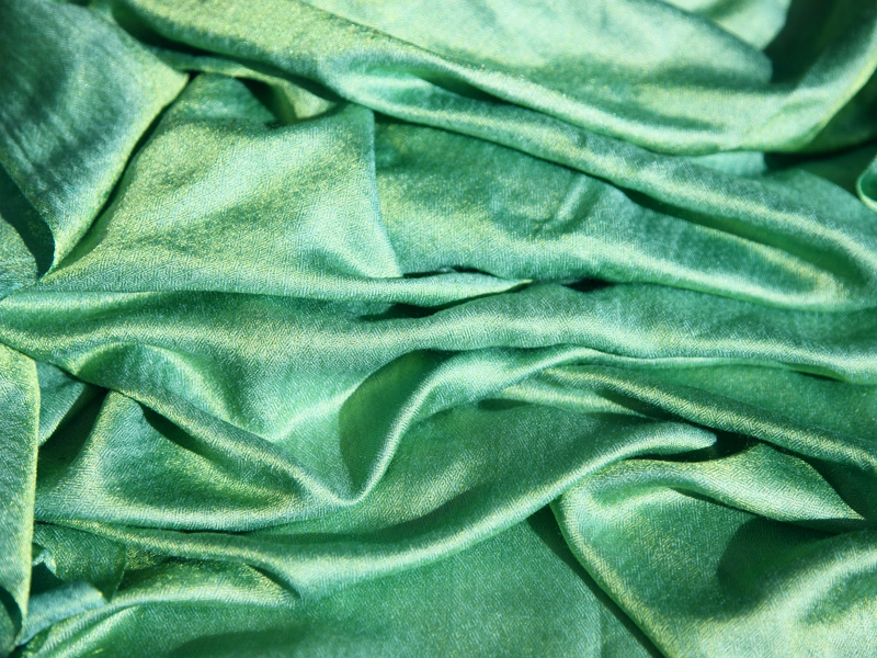 Why Polyester Fabrics Are Loved By Clothing And Textiles？