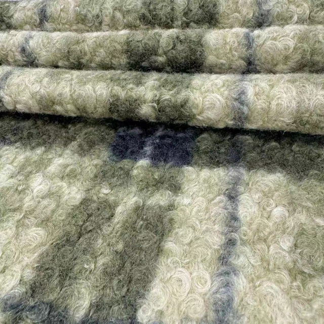 FZ-24063 Printed 100% Poly High Quality Knitted Fleece Fabric