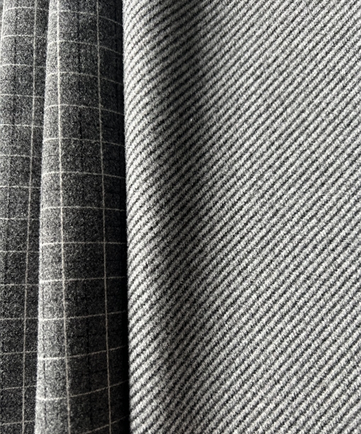 Knitting fabric