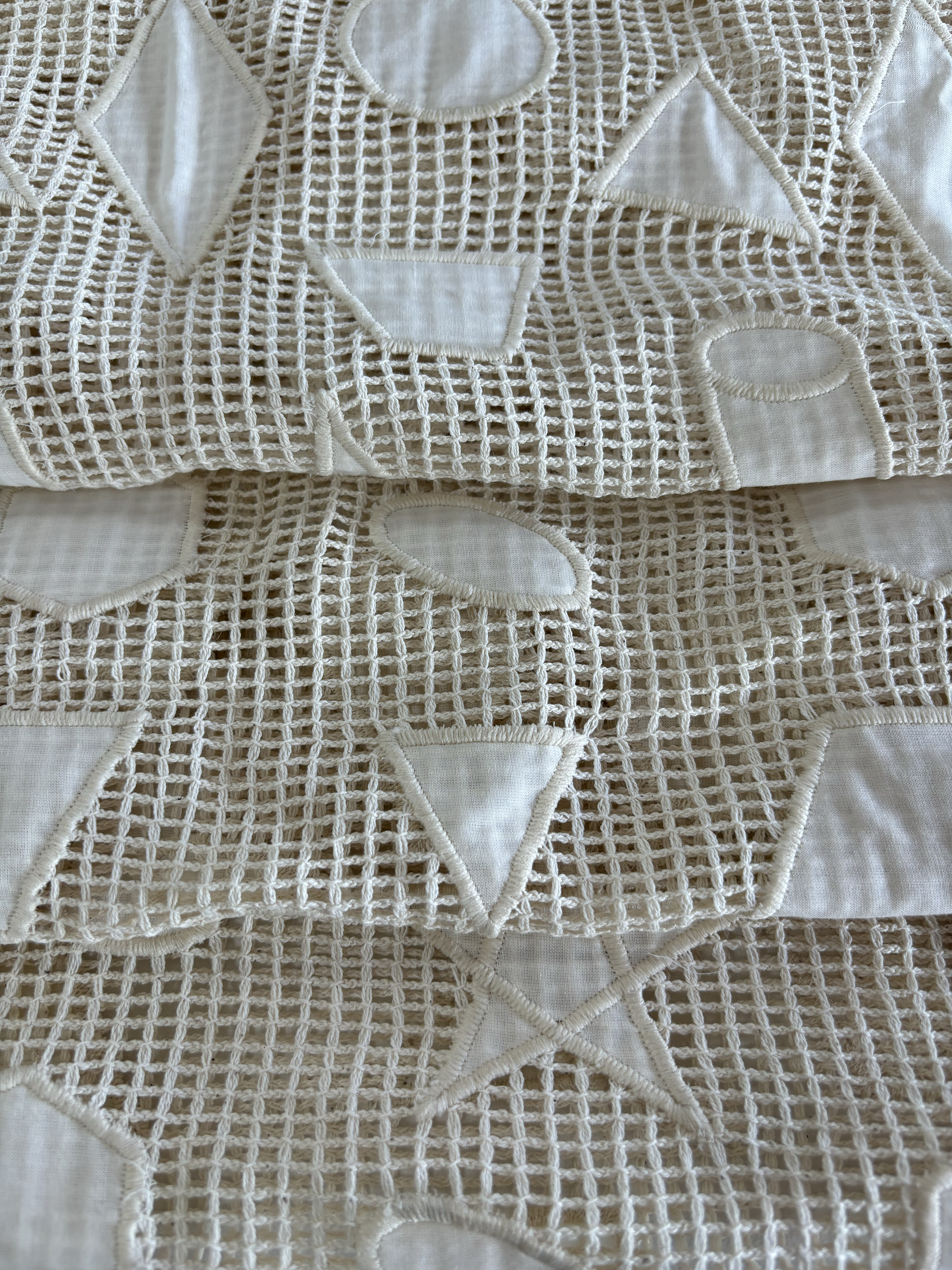 HDX-24101 Polyester Embroidery Fabric Wholesale