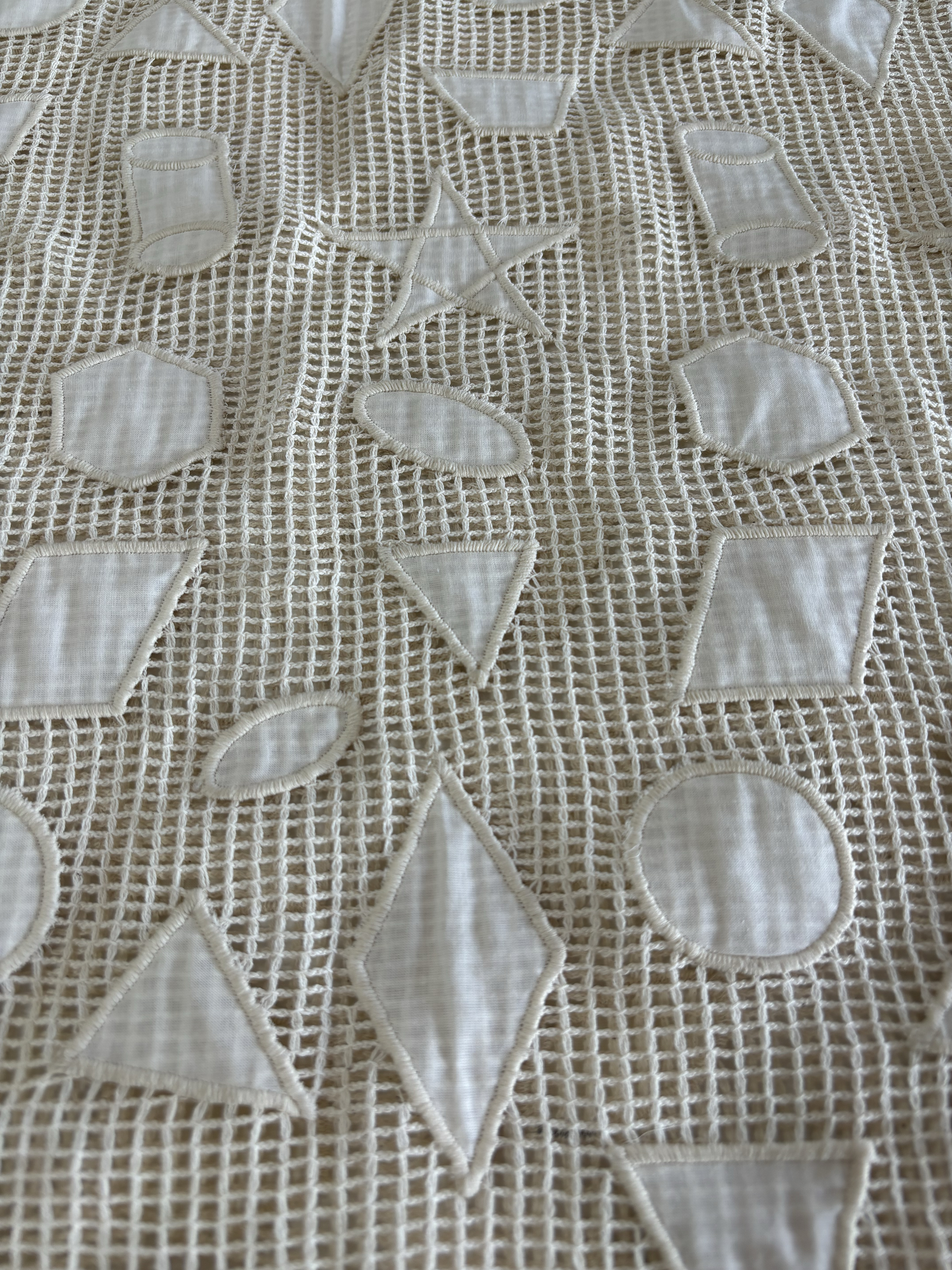 HDX-24101 Polyester Embroidery Fabric Wholesale